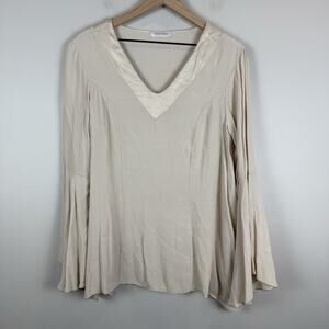 Cobblestone Italy Women's Blouse Top M Cream Bell Sleeve V Neck‎ Coquette Fairy